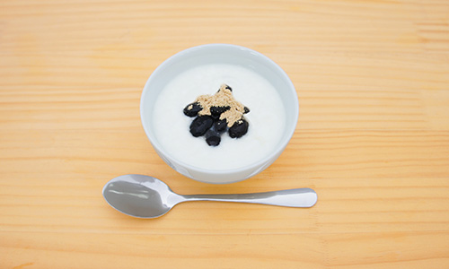 黒豆ヨーグルト
